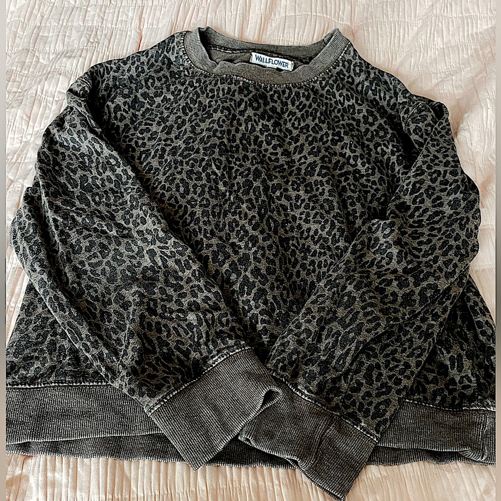 LEOPARD SWEATER